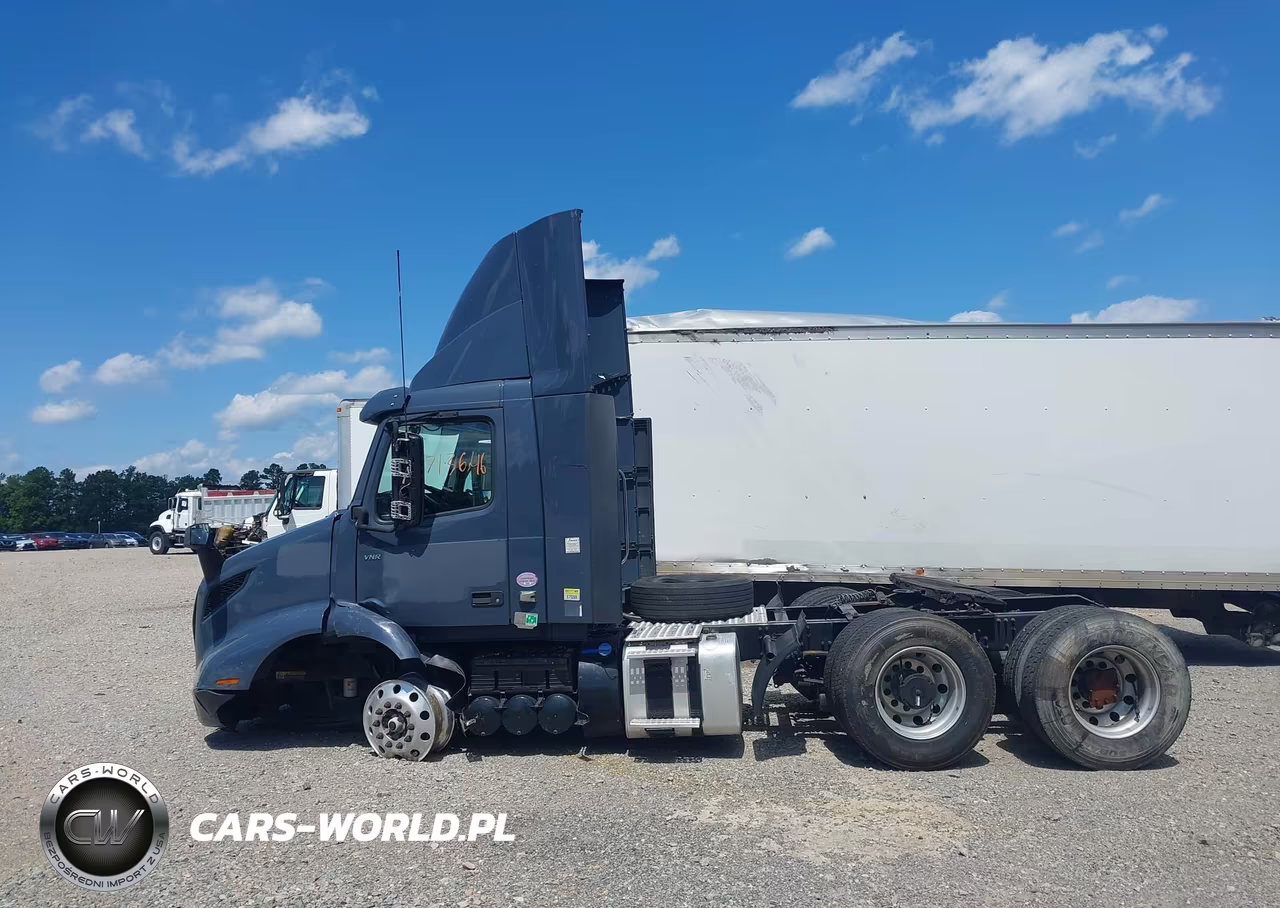 2020 Volvo Vnr VIN:4V4WC9EG0LN261832 - 14