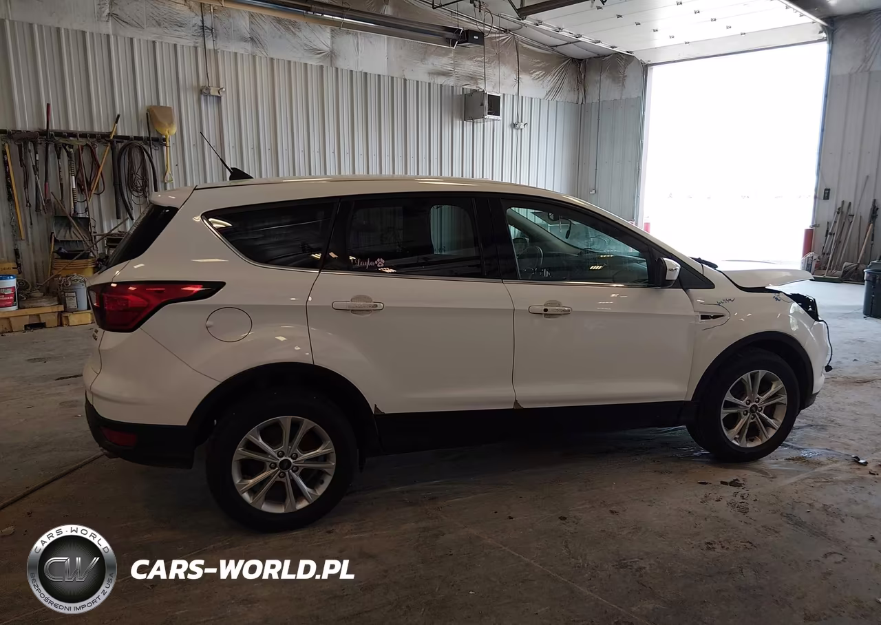 2019 Ford Escape Se VIN:1FMCU9GD2KUB39388 - 13