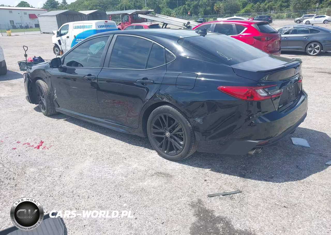 2025 Toyota Camry Se VIN:4T1DAACK0SU551716 - 3