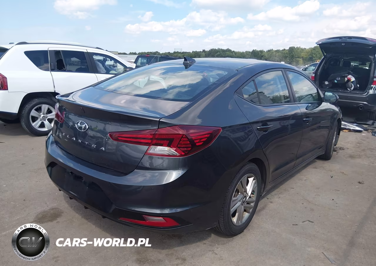 2020 Hyundai Elantra Sel VIN:5NPD84LF6LH552059 - 4