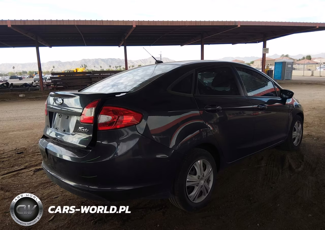 2013 Ford Fiesta S VIN:3FADP4AJ4DM176182 - 12