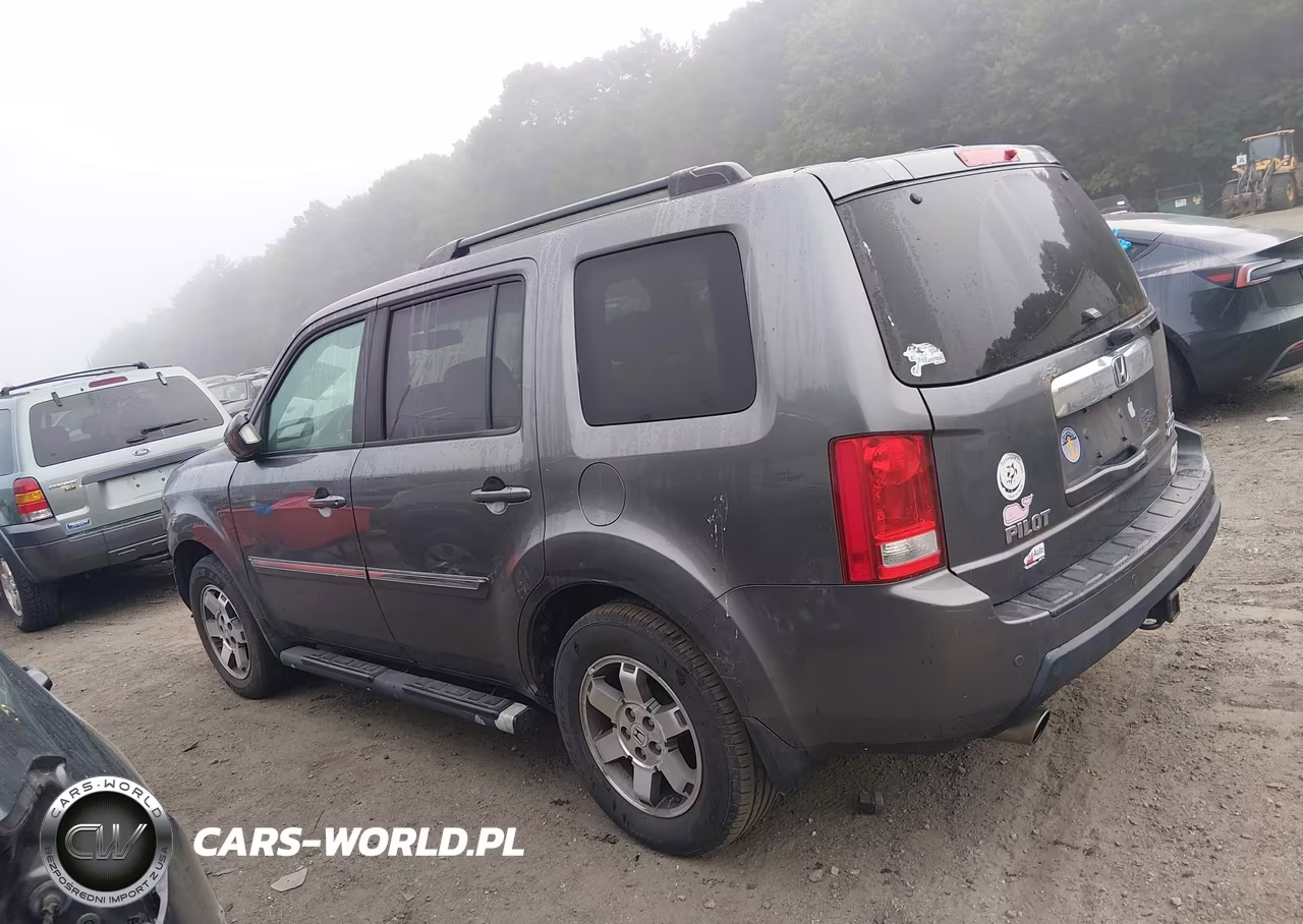 2011 Honda Pilot Touring VIN:5FNYF4H96BB055102 - 15