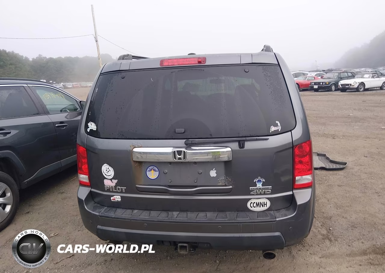 2011 Honda Pilot Touring VIN:5FNYF4H96BB055102 - 17
