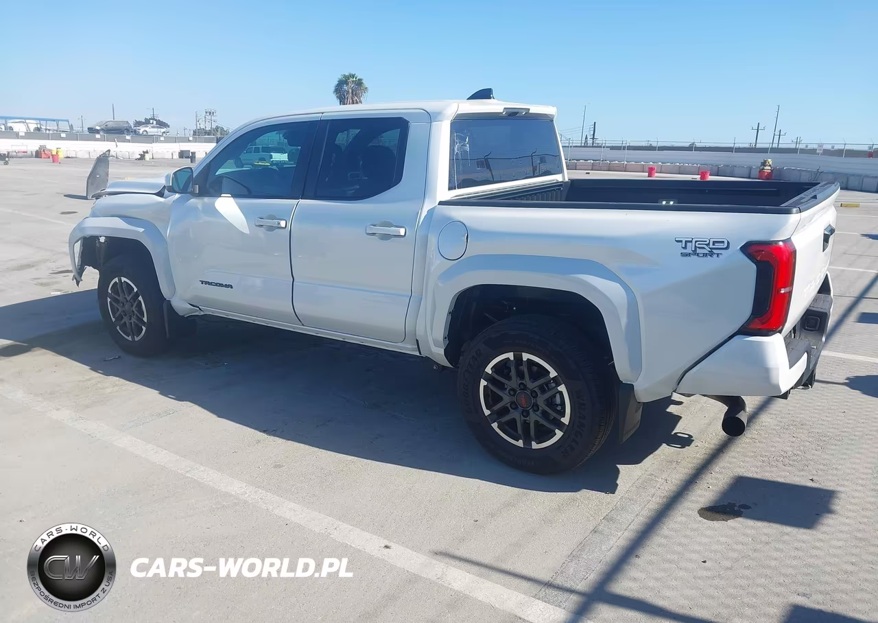 2026 Toyota Tacoma Trd Sport VIN:3TYKB5FN2TT036586 - 3
