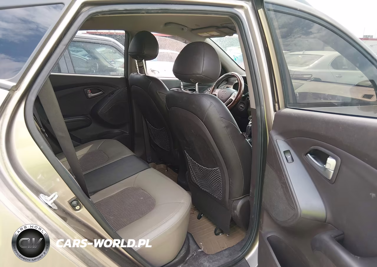 2010 Hyundai Tucson Gls VIN:KM8JUCAC4AU046679 - 8