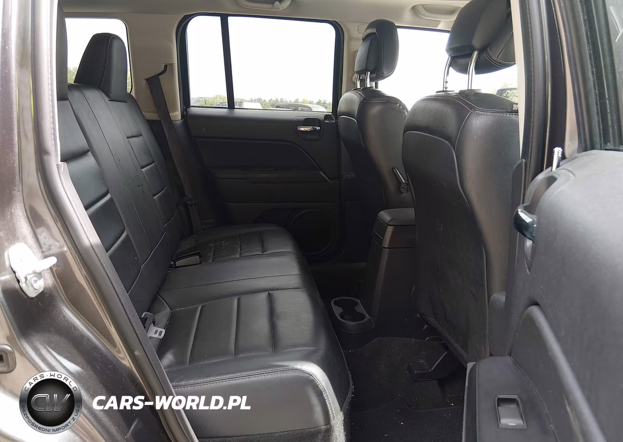 2016 Jeep Patriot High Altitude Edition VIN:1C4NJRFB8GD745663 - 8