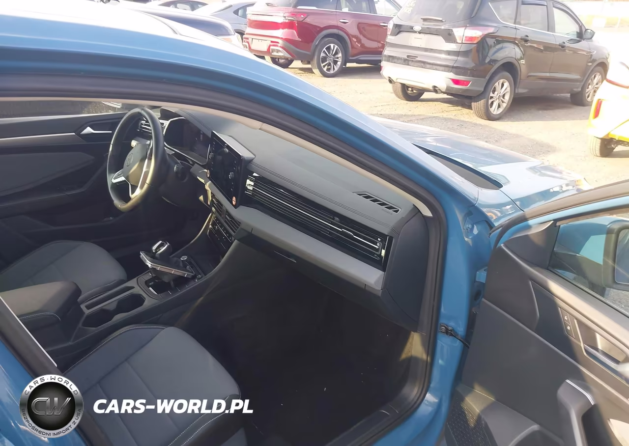 2025 Volkswagen Jetta 1.5T Se VIN:3VW7X7BU2SM078957 - 5