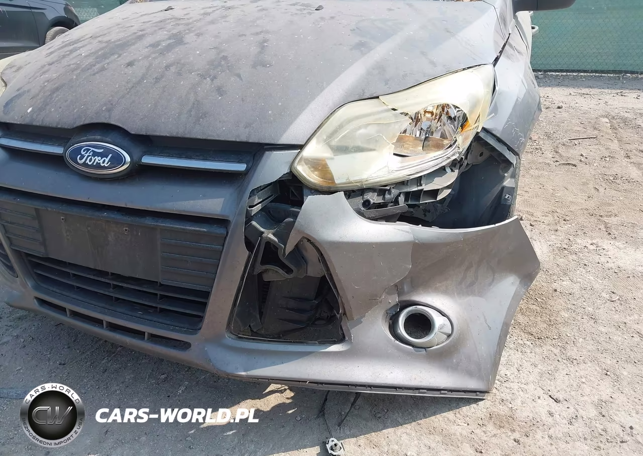 2014 Ford Focus Se VIN:1FADP3F29EL296493 - 6