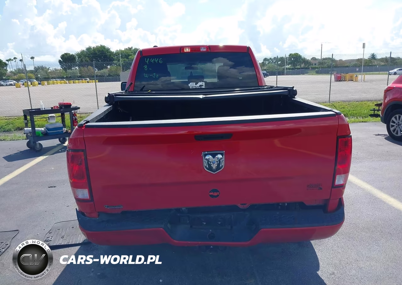 2021 Ram 1500 Classic Express 4X2 6'4 Box VIN:1C6RR6FG3MS533921 - 15