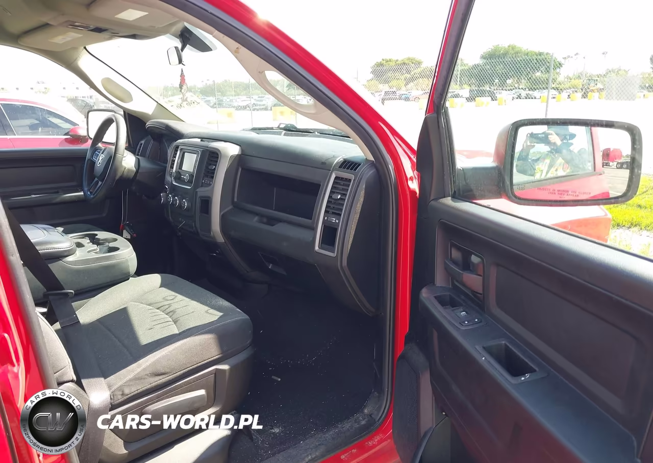 2021 Ram 1500 Classic Express 4X2 6'4 Box VIN:1C6RR6FG3MS533921 - 5