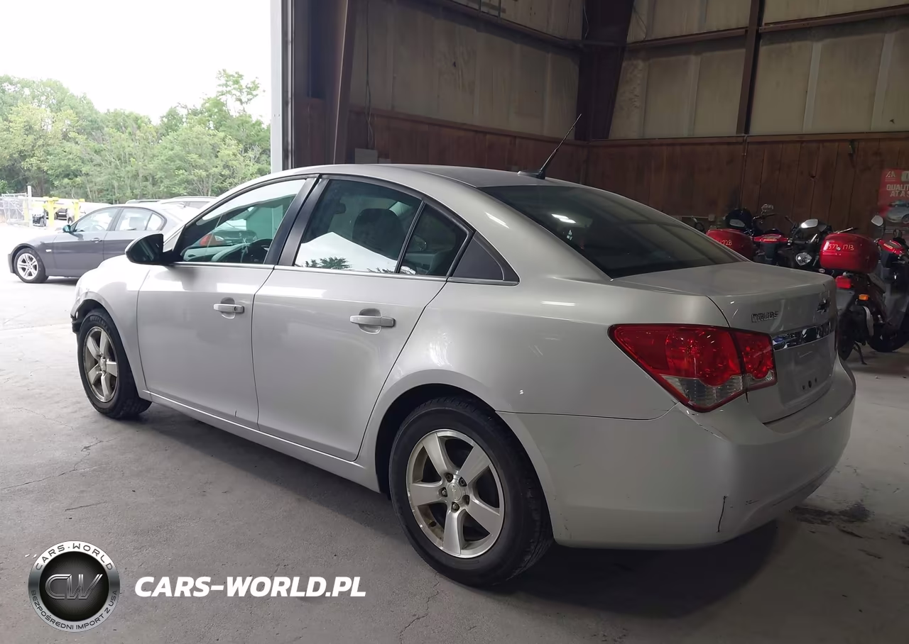 2012 Chevrolet Cruze Ls VIN:1G1PD5SH2C7365514 - 3