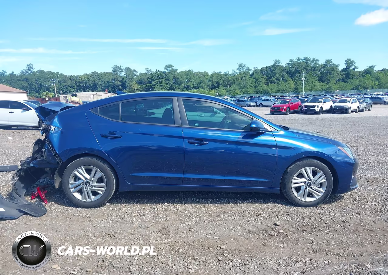 2020 Hyundai Elantra Sel VIN:5NPD84LF6LH546441 - 13