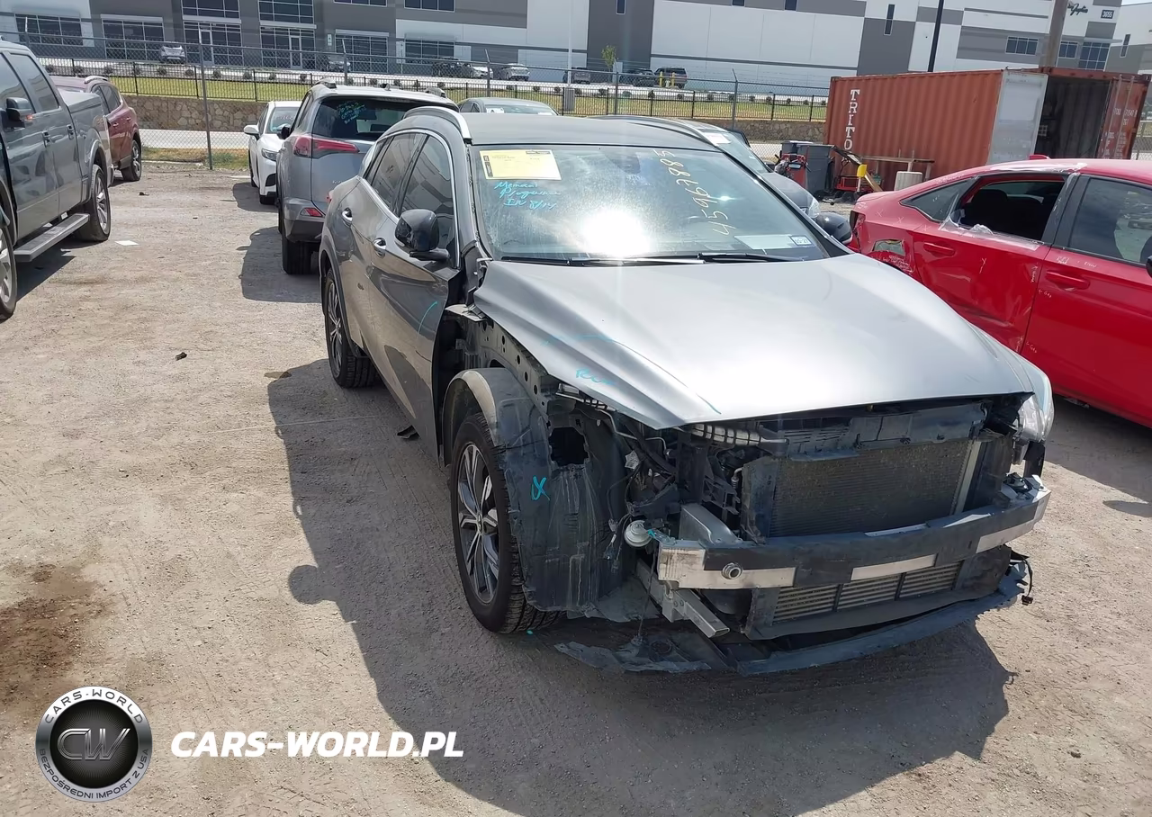2017 Infiniti Qx30 Premium VIN:SJKCH5CR3HA033431 - 1
