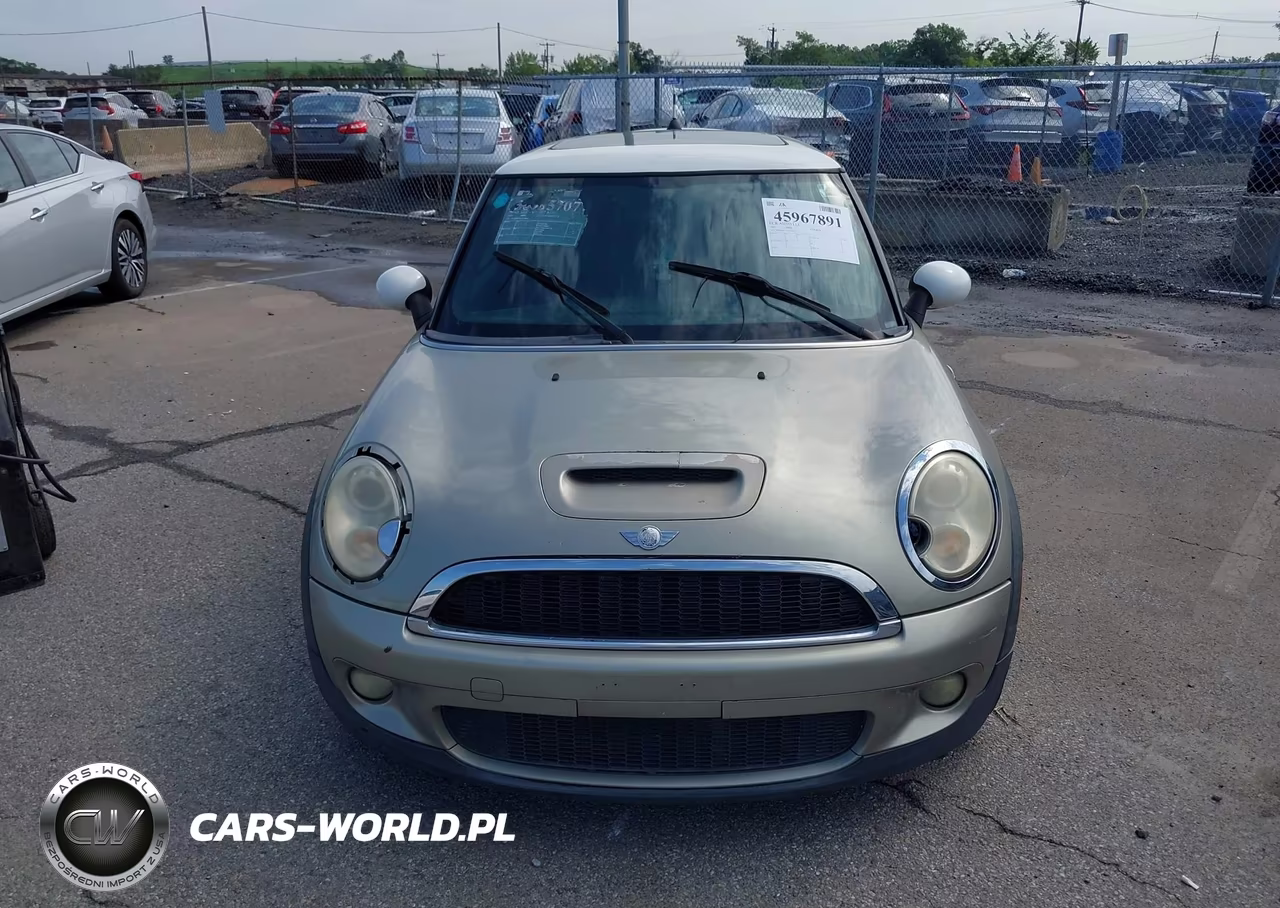 2007 Mini Cooper S VIN:WMWMF73537TL90517 - 6