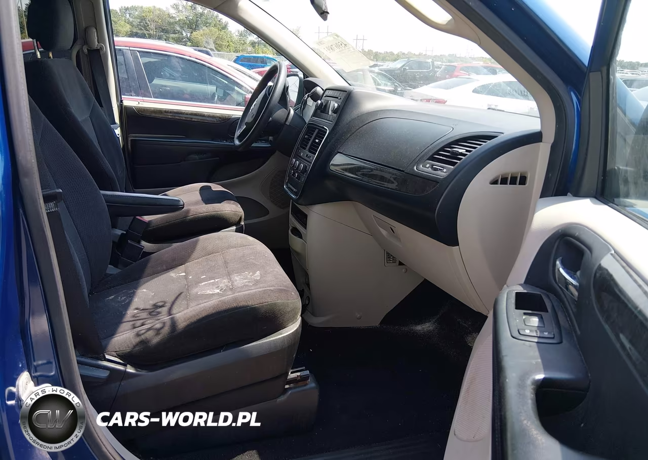 2011 Dodge Grand Caravan Express VIN:2D4RN4DG1BR724461 - 5