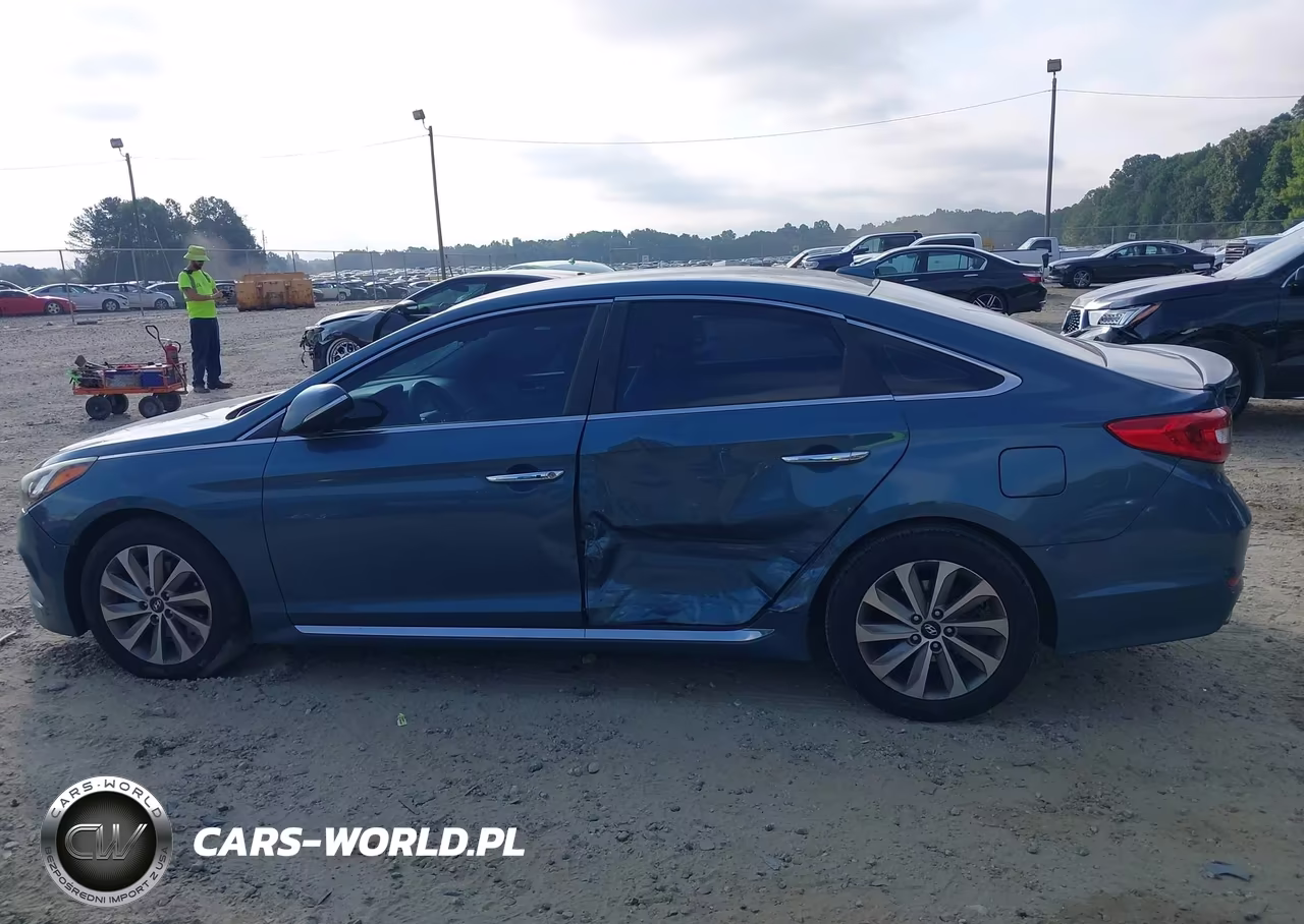 2015 Hyundai Sonata Sport VIN:5NPE34AF2FH228343 - 14