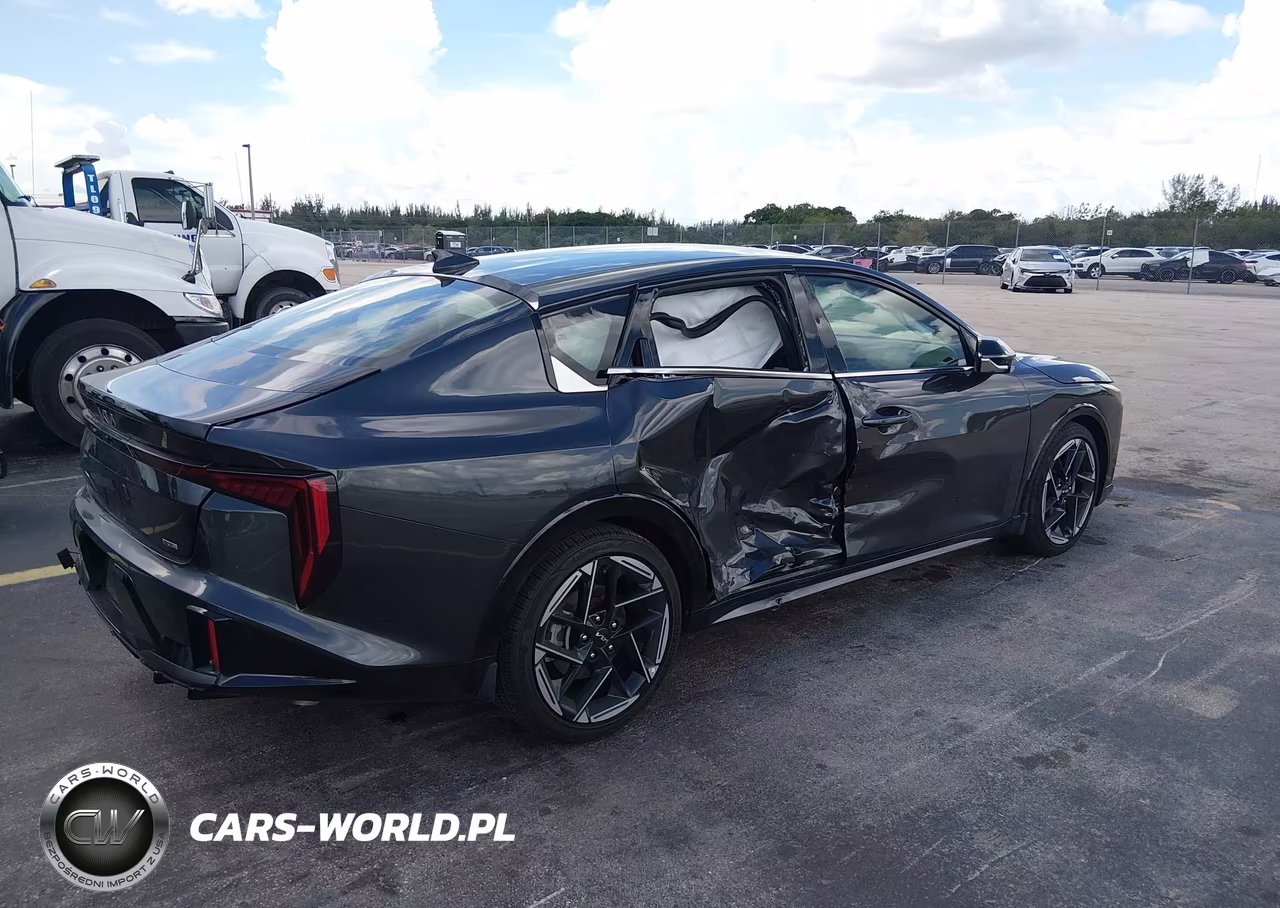 2025 Kia K4 Gt-Line VIN:3KPFW4DE9SE049830 - 4