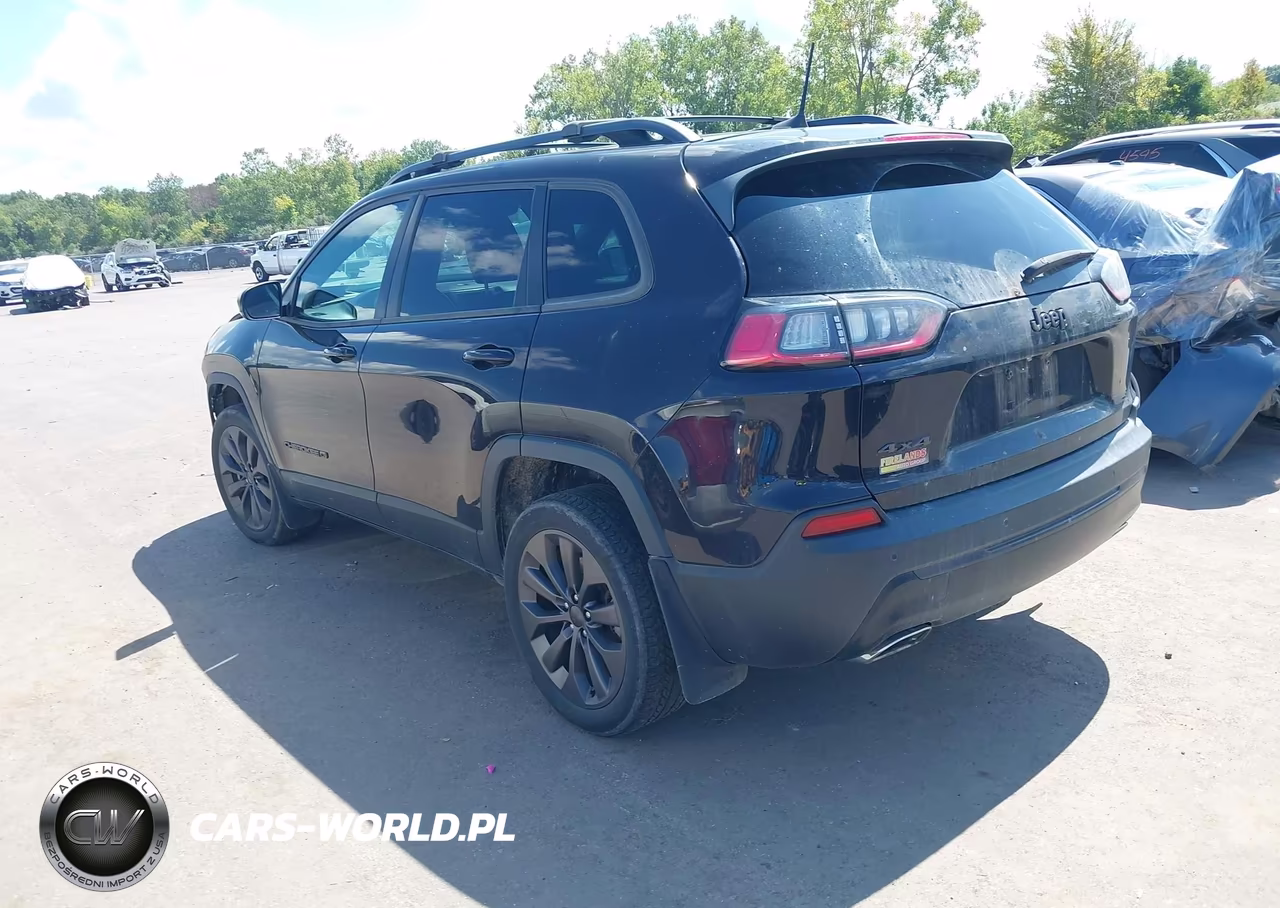 2021 Jeep Cherokee Latitude Lux VIN:1C4PJMMX9MD183004 - 3
