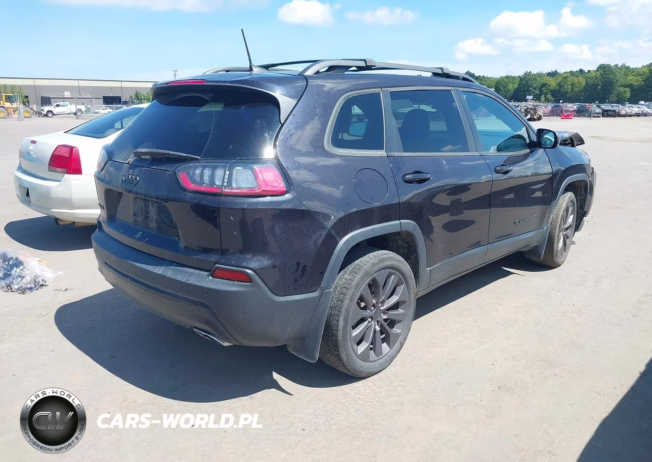 2021 Jeep Cherokee Latitude Lux VIN:1C4PJMMX9MD183004 - 4