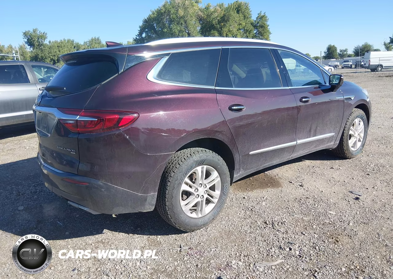 2018 Buick Enclave Essence VIN:5GAEVAKW6JJ139206 - 4