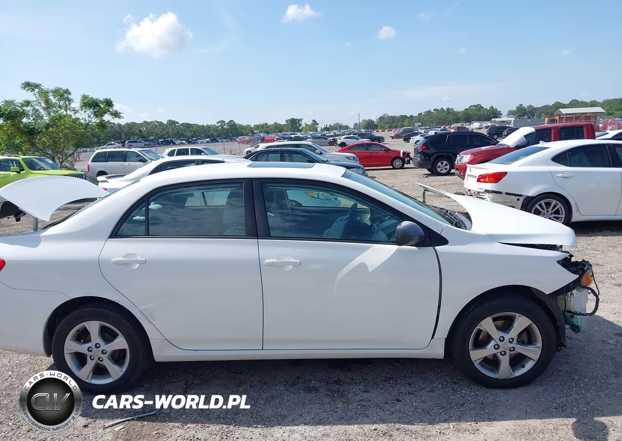 2012 Toyota Corolla Le VIN:5YFBU4EE8CP005899 - 13