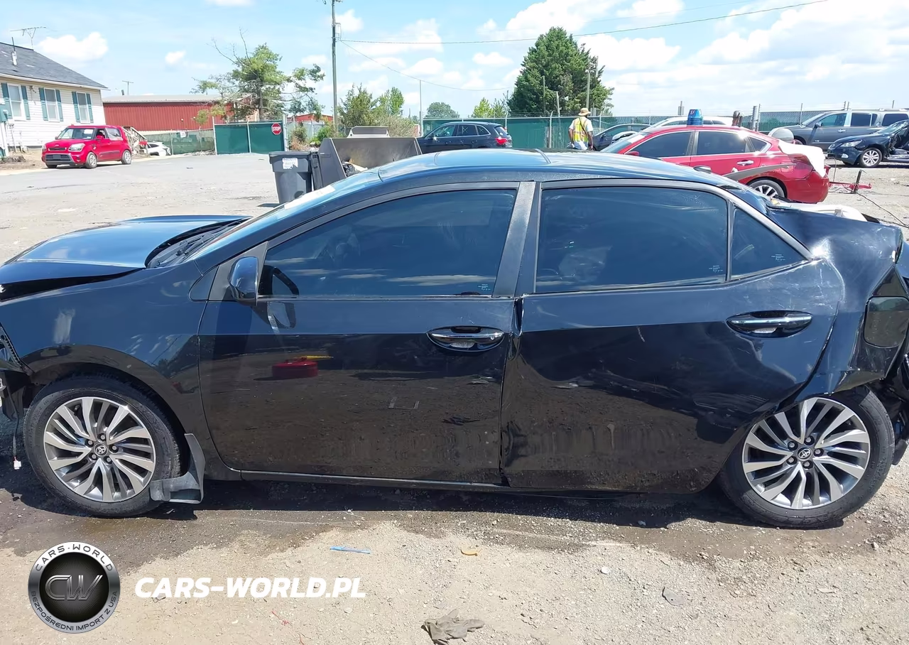2018 Toyota Corolla Xle VIN:2T1BURHE6JC025493 - 14