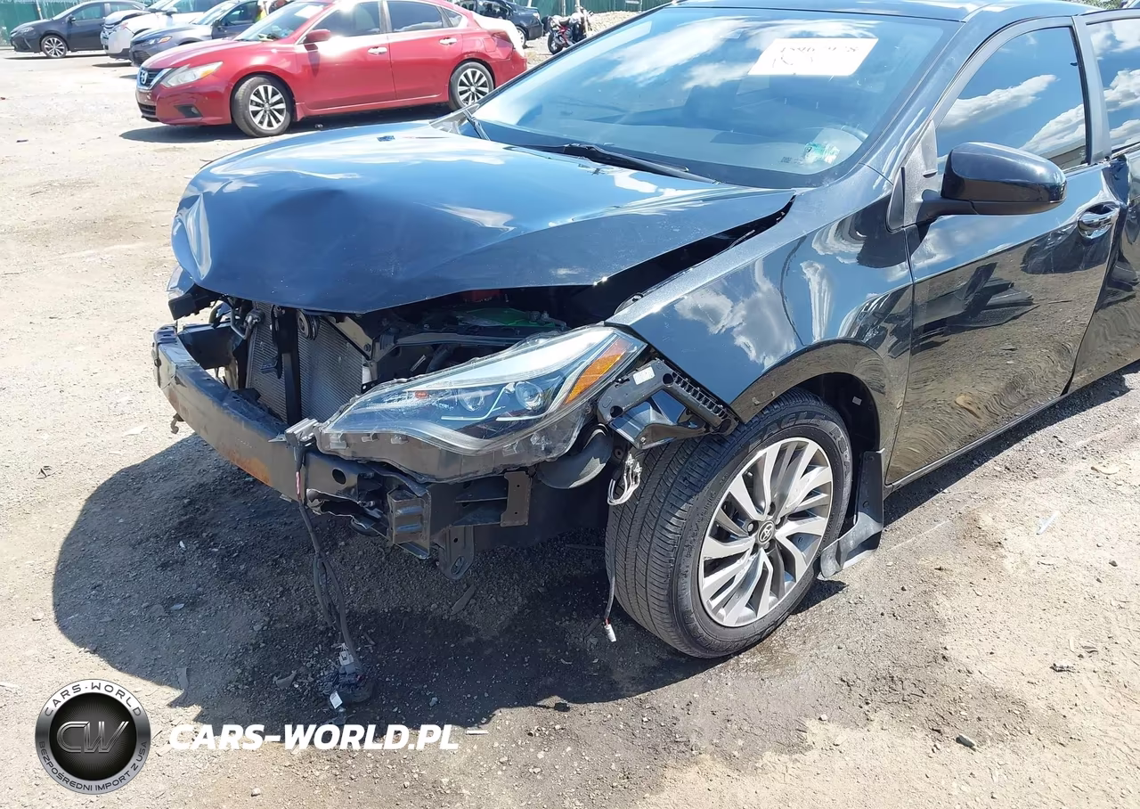 2018 Toyota Corolla Xle VIN:2T1BURHE6JC025493 - 18