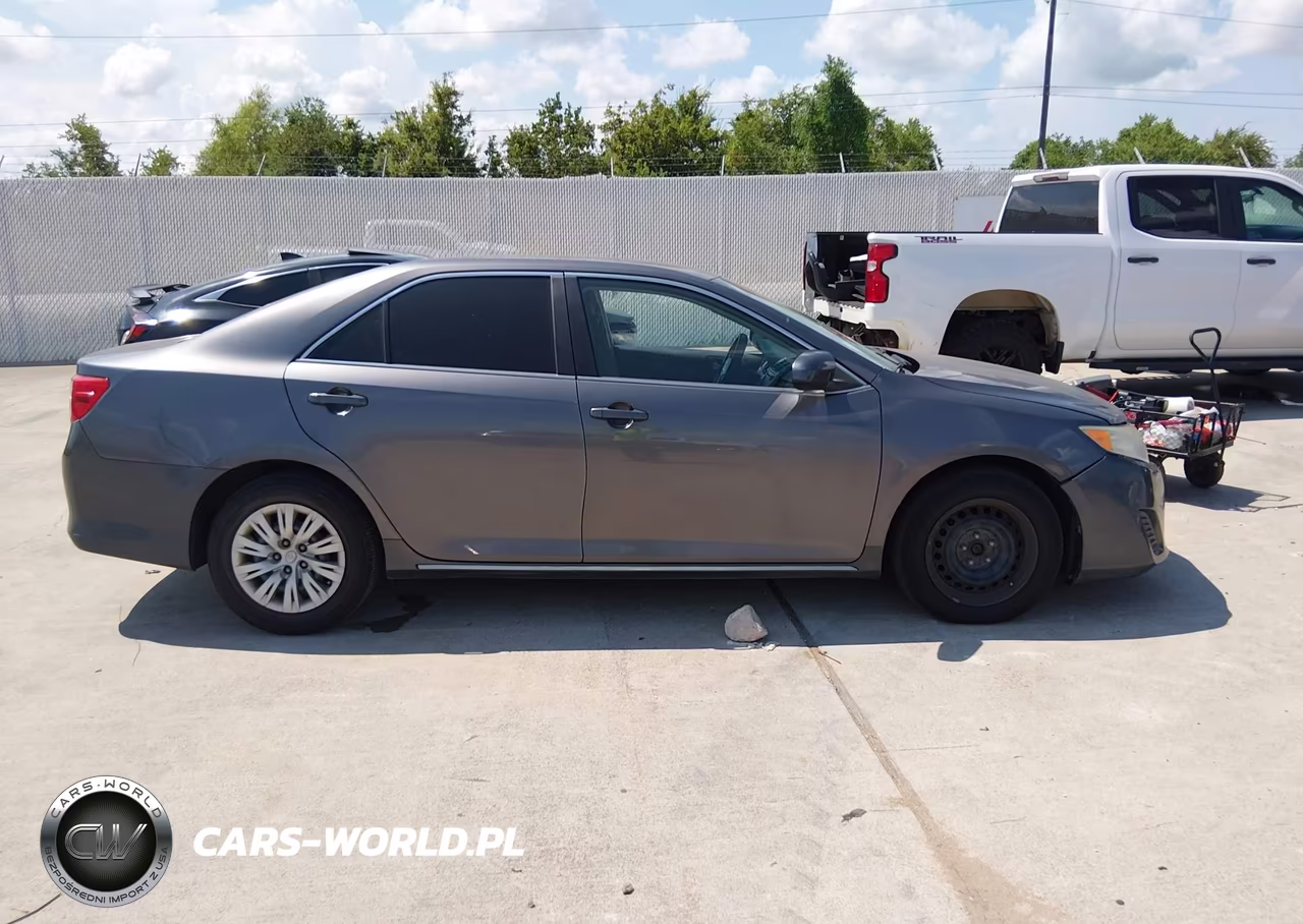 2014 Toyota Camry Le VIN:4T1BF1FK7EU422946 - 13