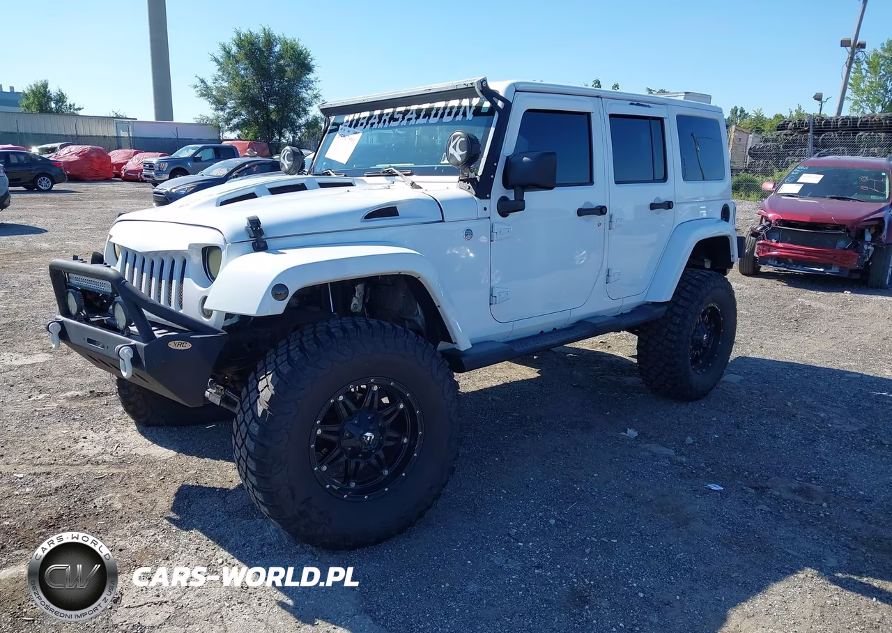 2014 Jeep Wrangler Unlimited Sahara VIN:1C4BJWEG0EL118750 - 2