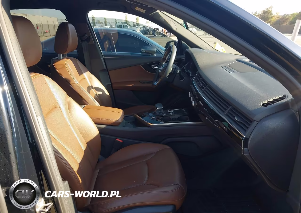2017 Audi Q7 2.0T Premium VIN:WA1LHAF78HD054600 - 5