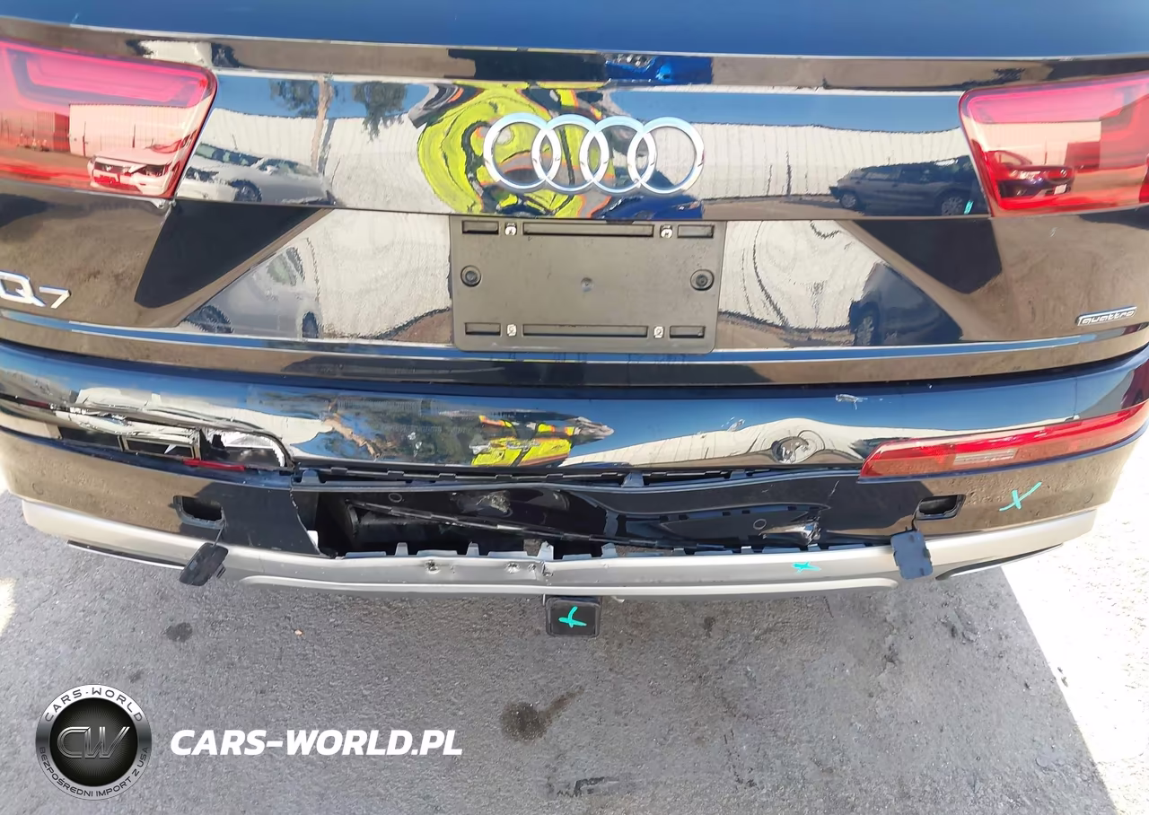 2017 Audi Q7 2.0T Premium VIN:WA1LHAF78HD054600 - 6