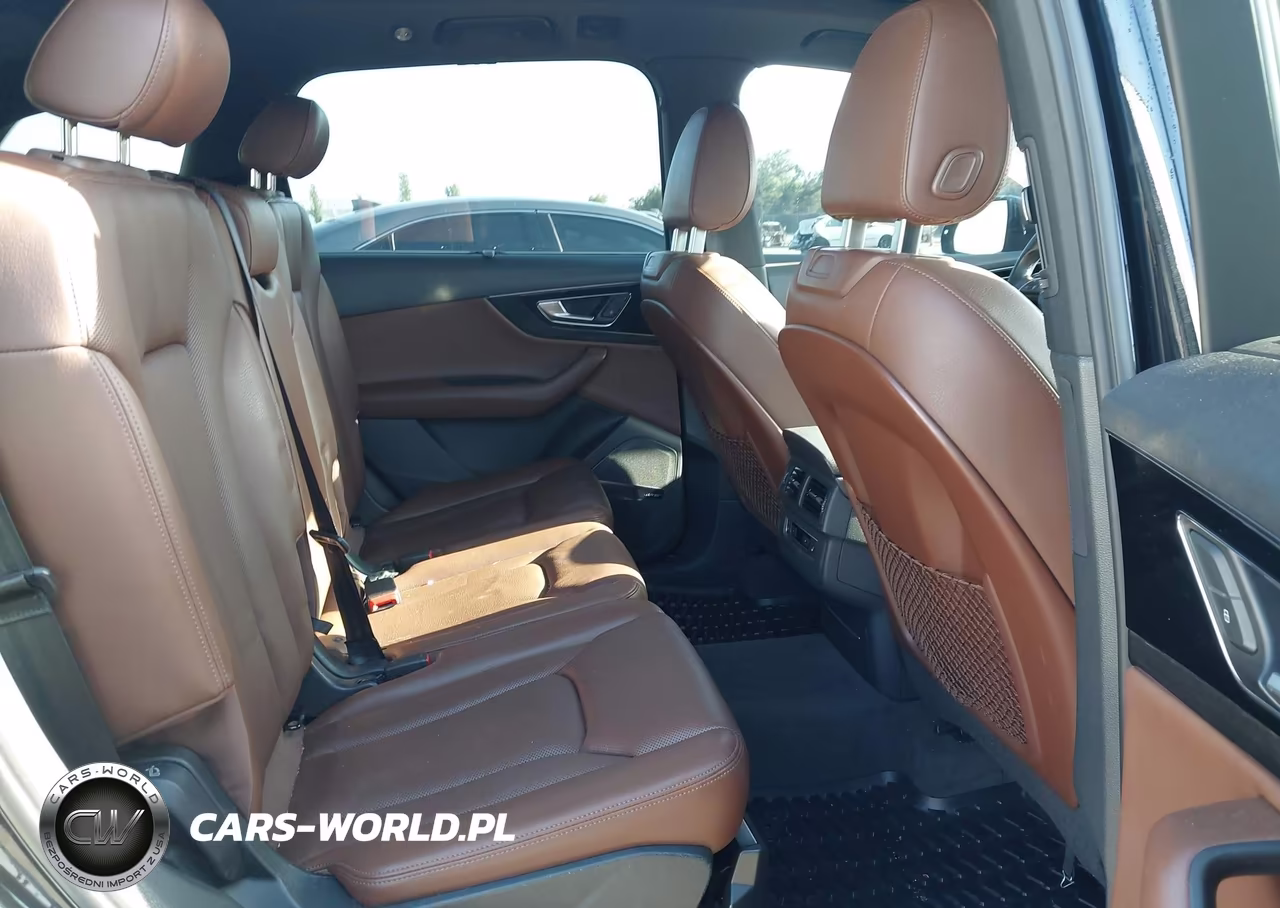 2017 Audi Q7 2.0T Premium VIN:WA1LHAF78HD054600 - 8