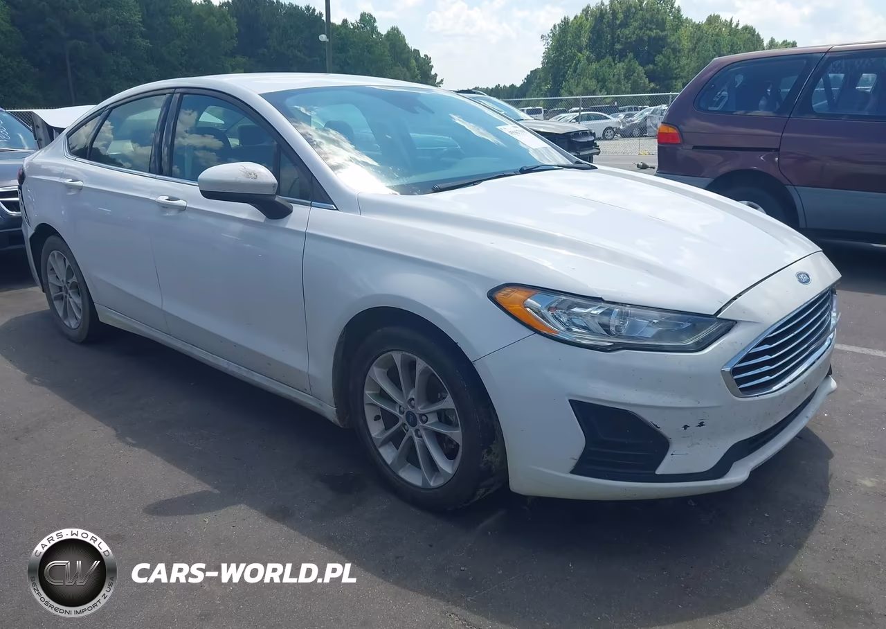 2020 Ford Fusion Se – zdjęcie 1 z 19