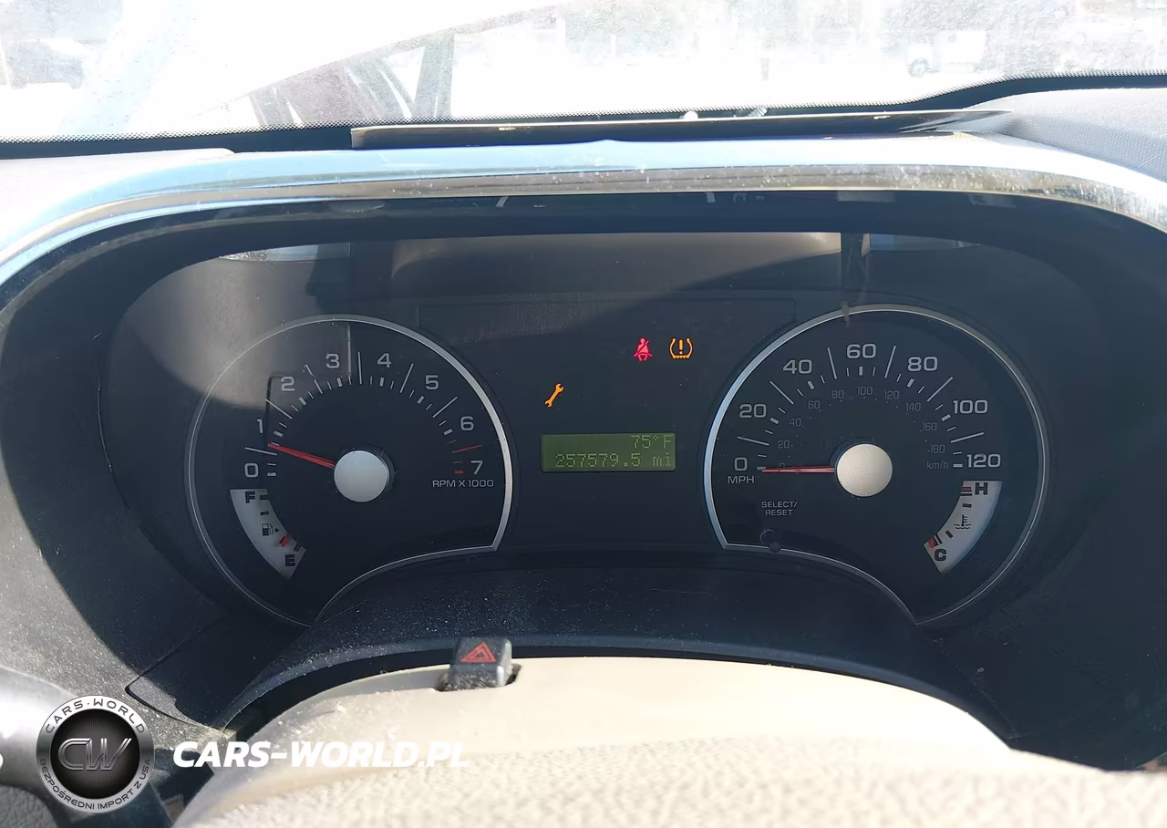 2008 Ford Explorer Xlt VIN:1FMEU73E08UA45370 - 7