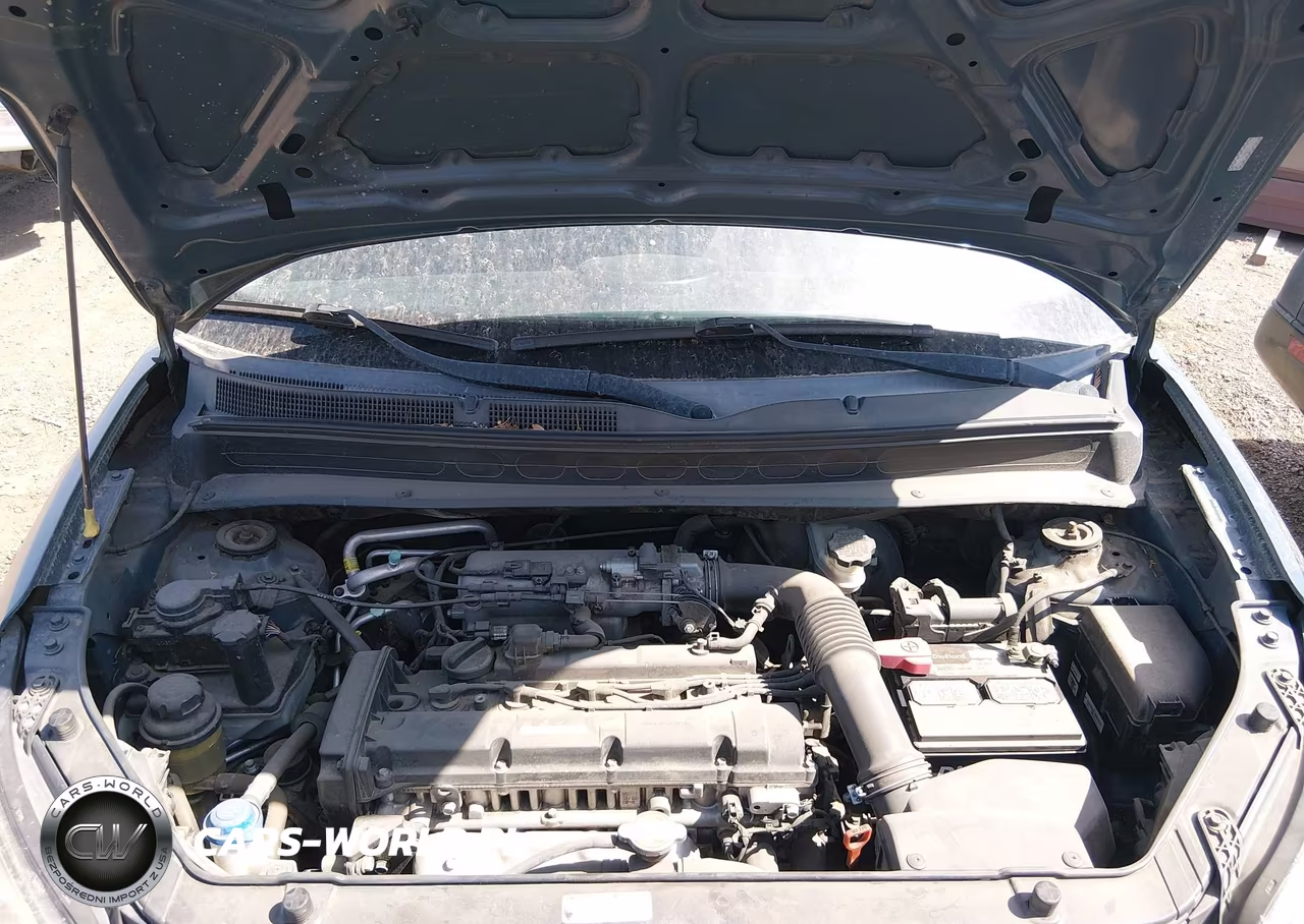 2011 Kia Soul + VIN:KNDJT2A28B7336092 - 10