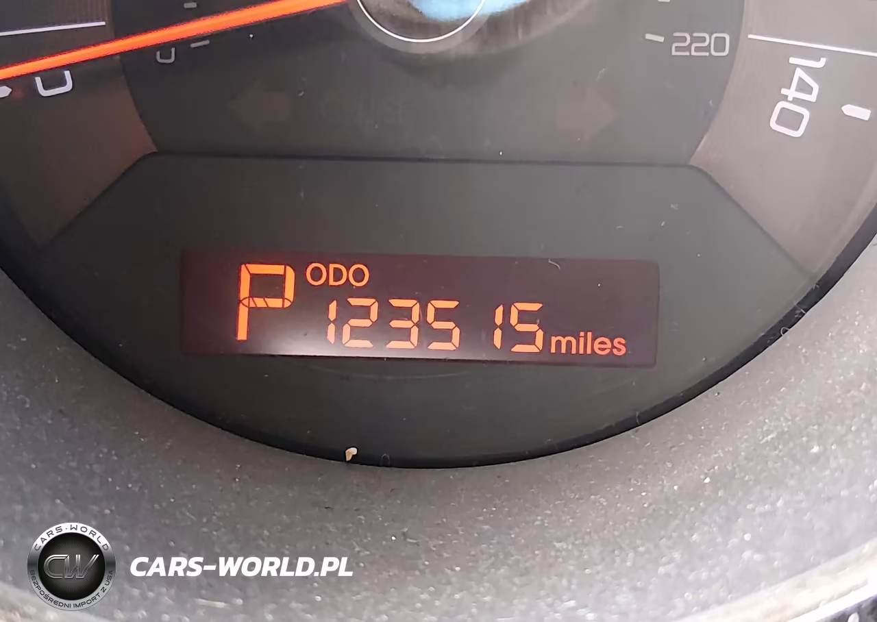 2011 Kia Soul + VIN:KNDJT2A28B7336092 - 7