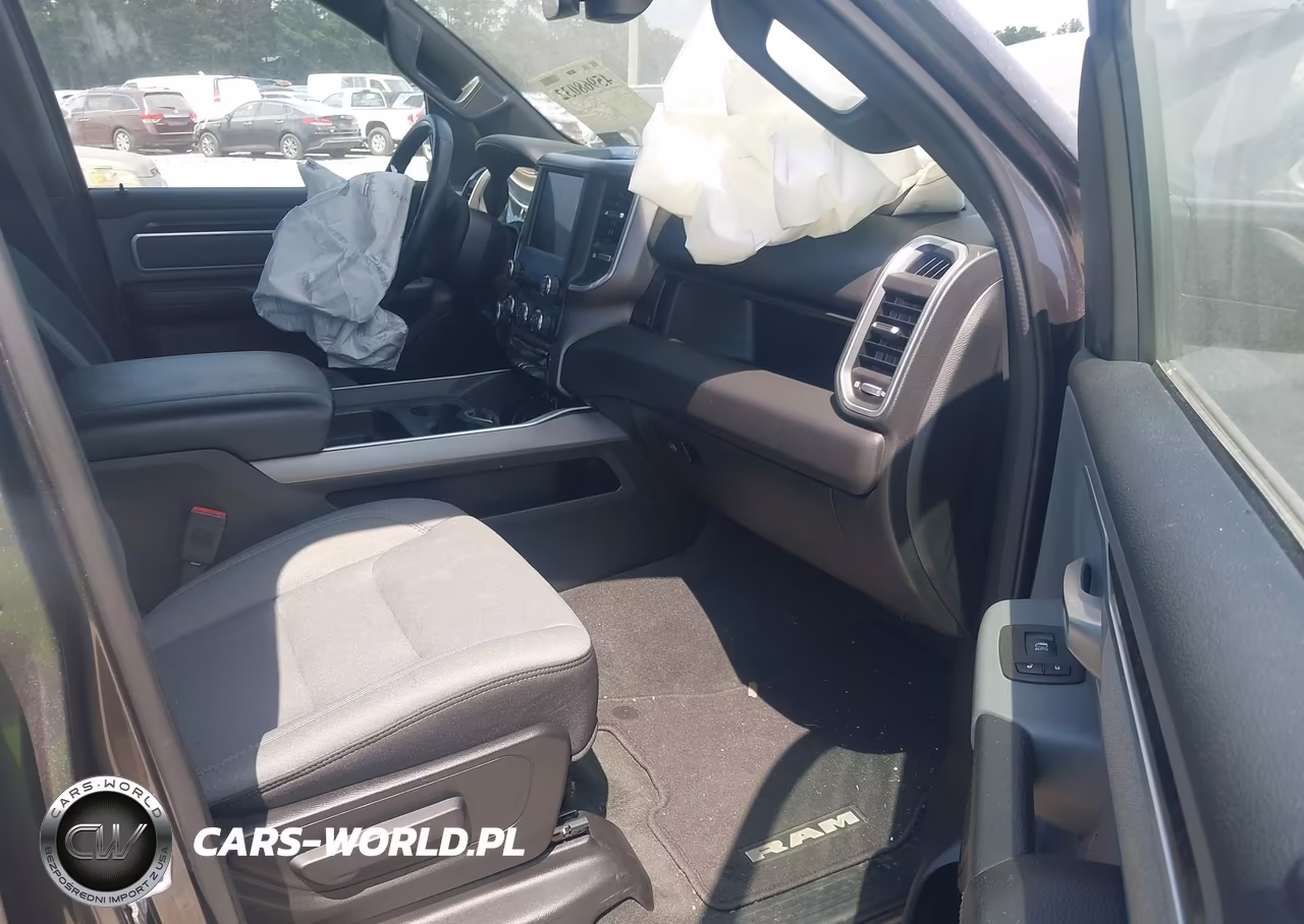 2022 Ram 1500 Big Horn 4X4 5'7 Box VIN:1C6RRFFGXNN402307 - 5