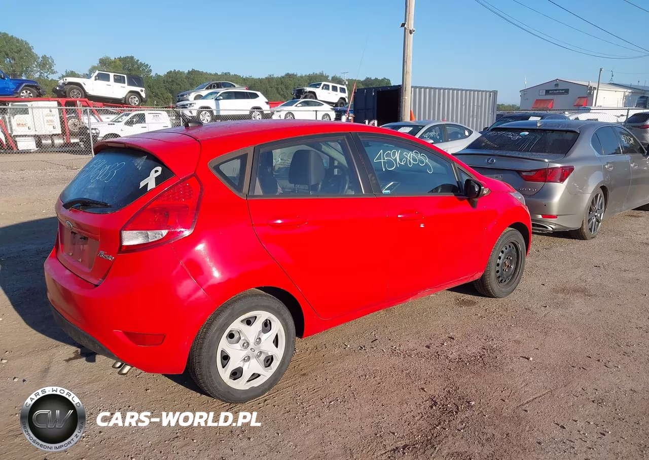 2013 Ford Fiesta Se VIN:3FADP4EJ5DM129785 - 4