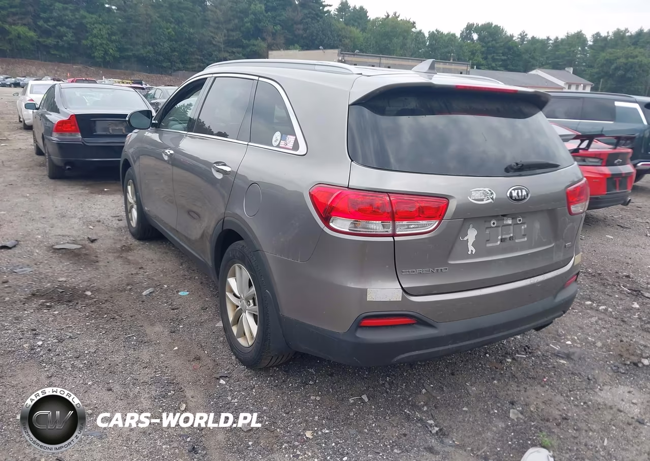 2018 Kia Sorento 2.4L Lx VIN:5XYPGDA39JG409992 - 3