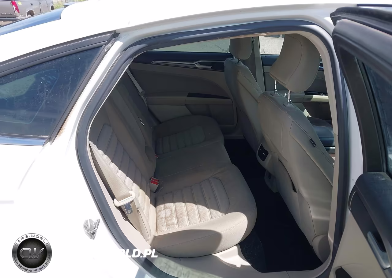2017 Ford Fusion Se VIN:3FA6P0H7XHR242495 - 8