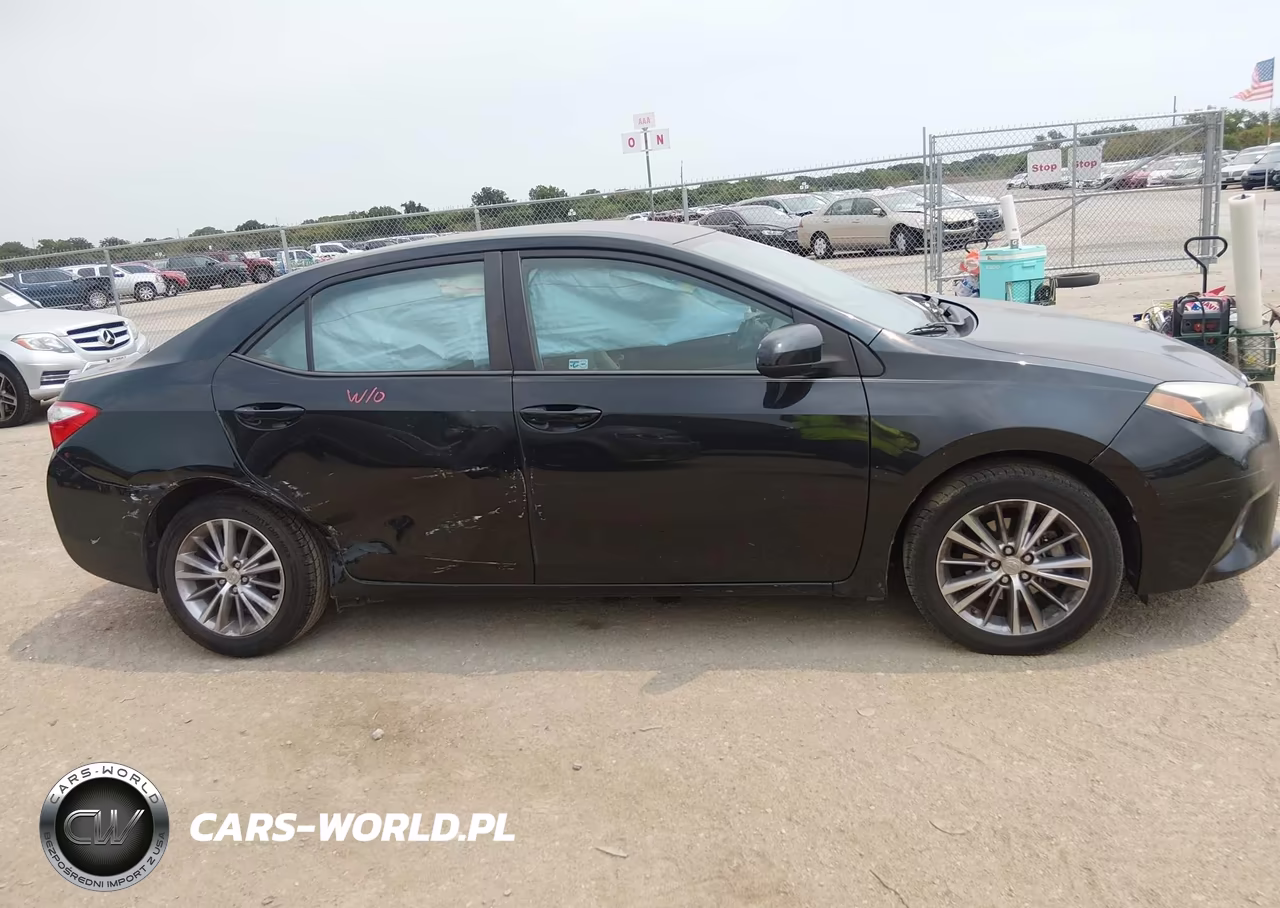 2015 Toyota Corolla Le Plus VIN:5YFBURHE7FP192646 - 13