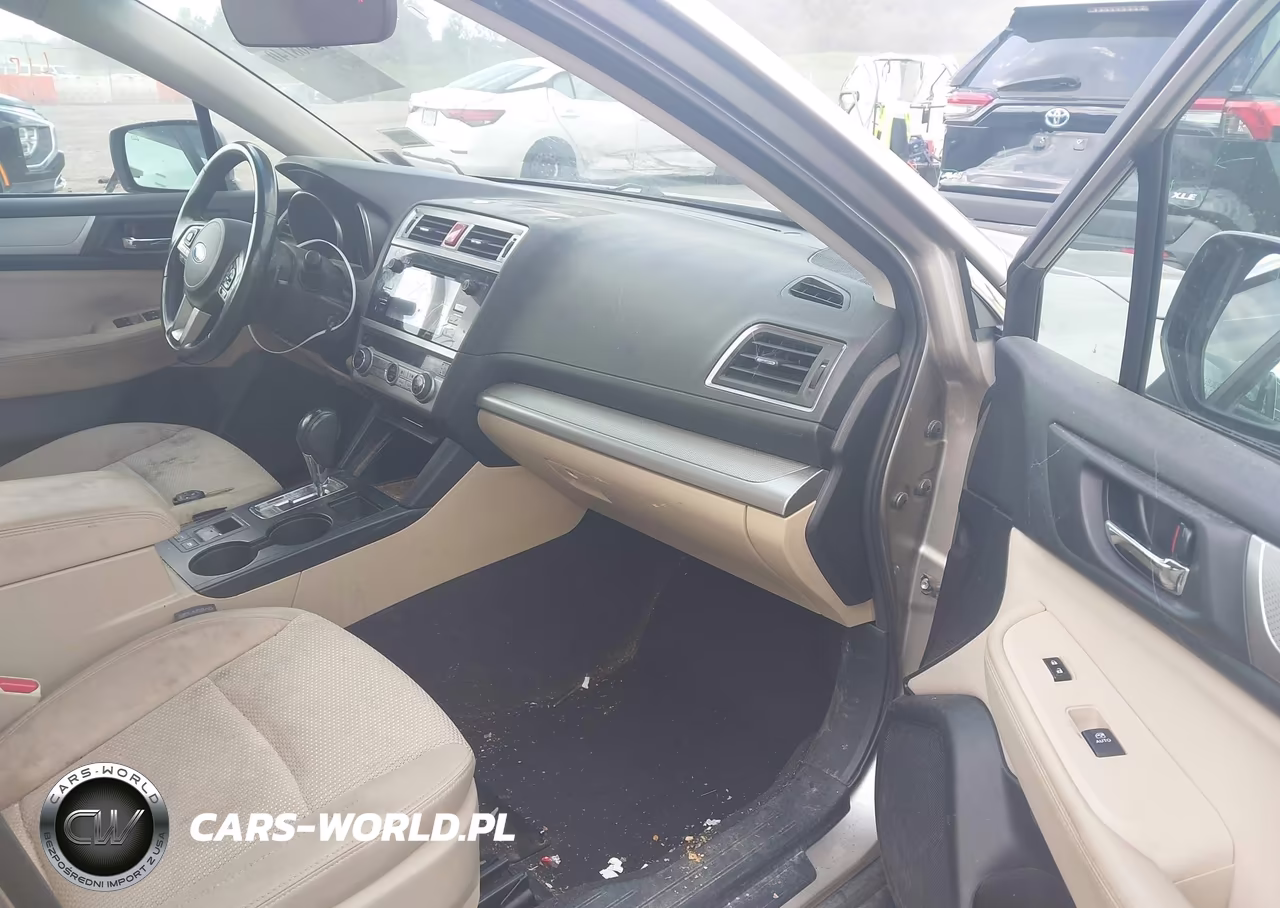 2017 Subaru Outback 2.5I Premium VIN:4S4BSACC4H3305330 - 5