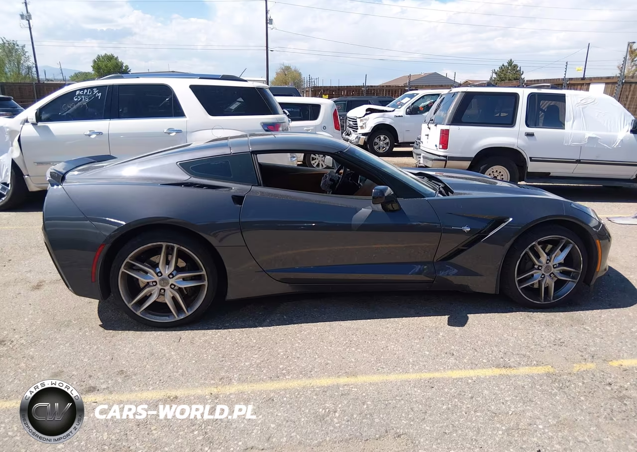 2014 Chevrolet Corvette Stingray Z51 VIN:1G1YL2D74E5100733 - 13