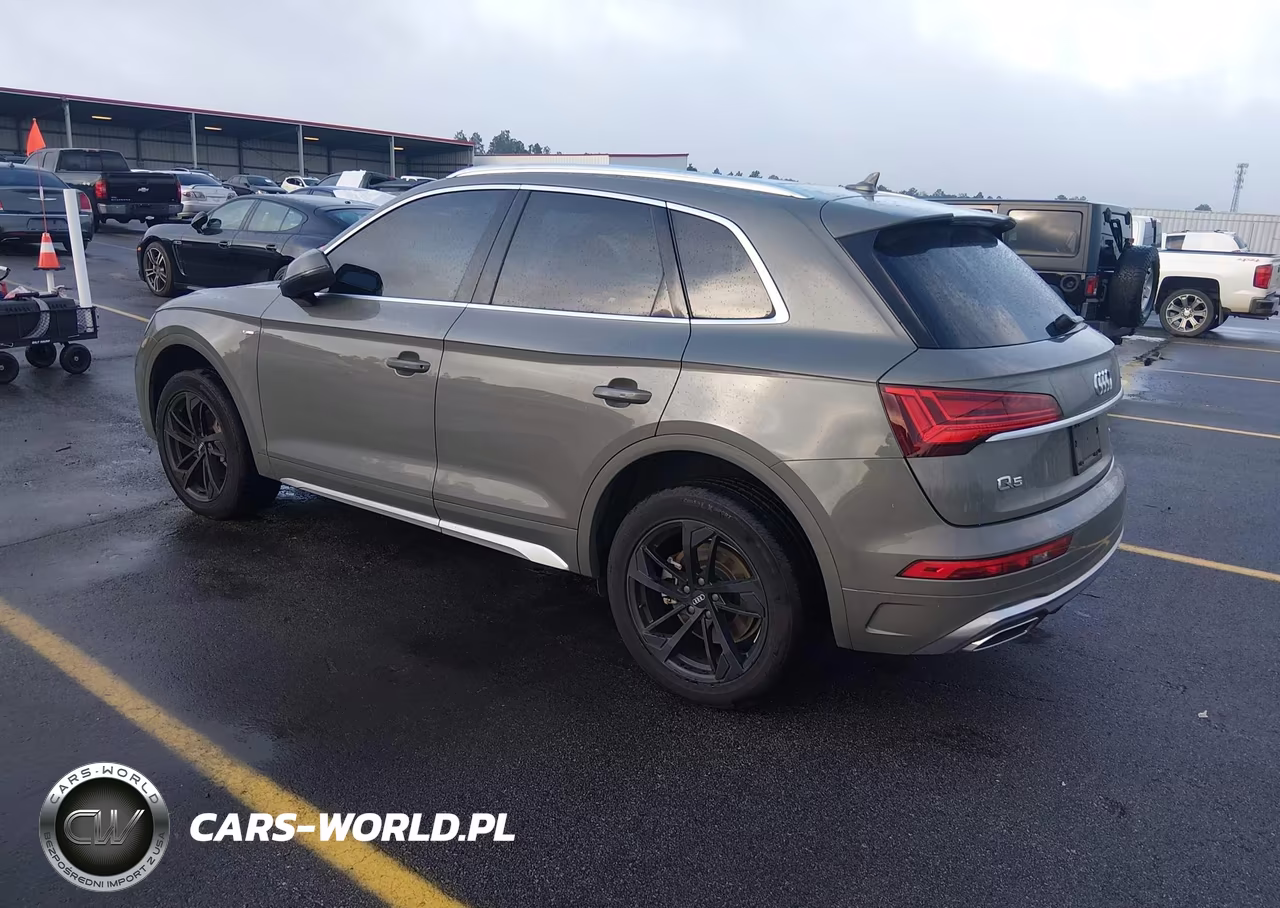 2023 Audi Q5 Premium Plus 45 Tfsi S Line Quattro VIN:WA1EAAFY5P2017147 - 3
