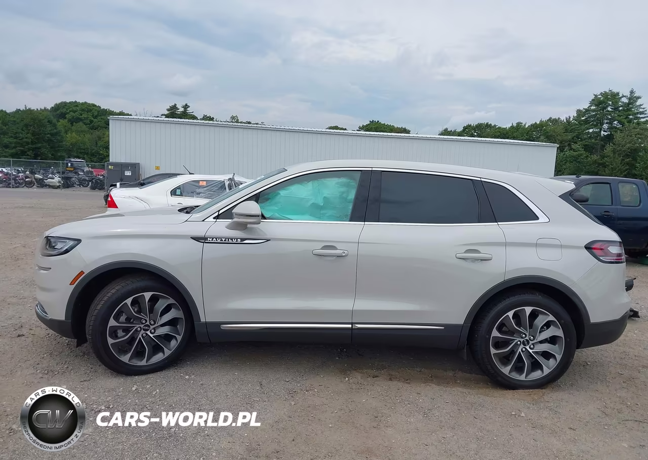 2023 Lincoln Nautilus Reserve VIN:2LMPJ8K97PBL26313 - 15