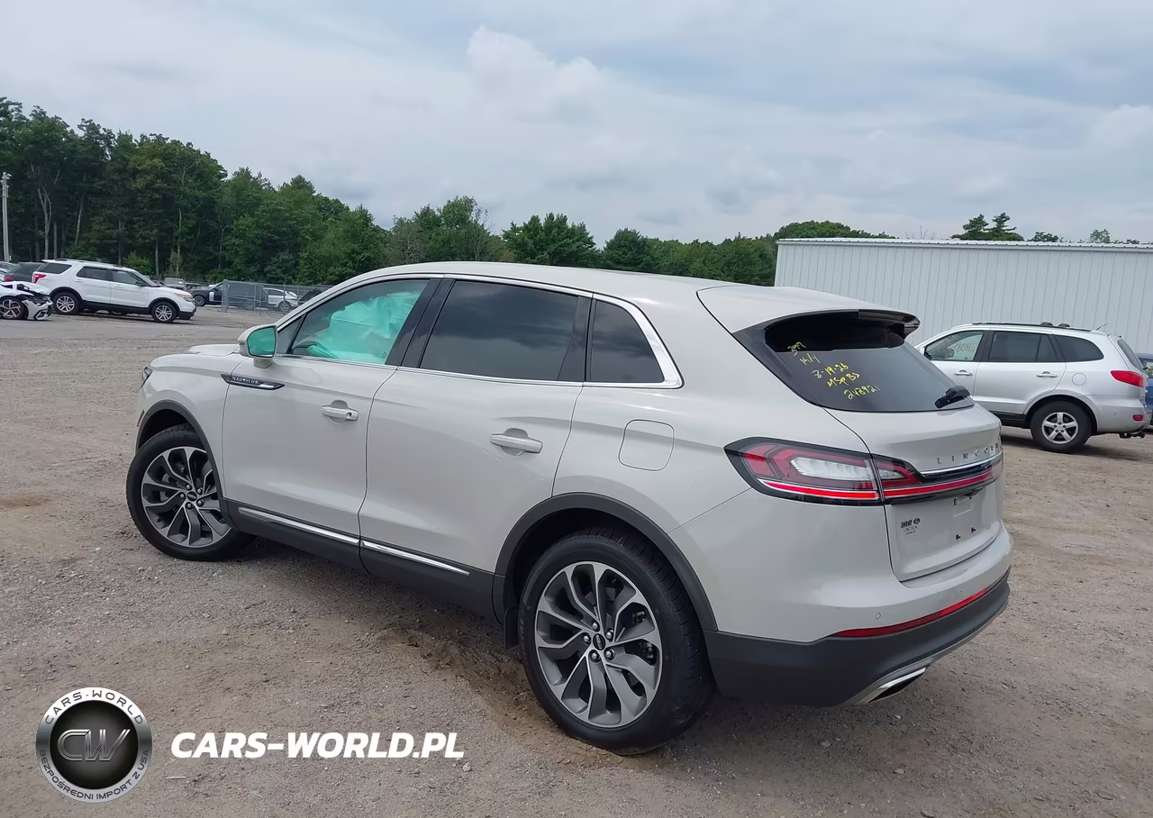 2023 Lincoln Nautilus Reserve VIN:2LMPJ8K97PBL26313 - 3