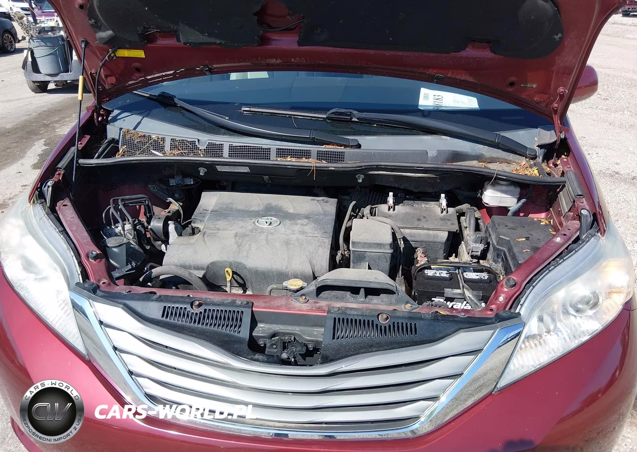 2012 Toyota Sienna Xle V6 8 Passenger VIN:5TDYK3DC7CS189864 - 10