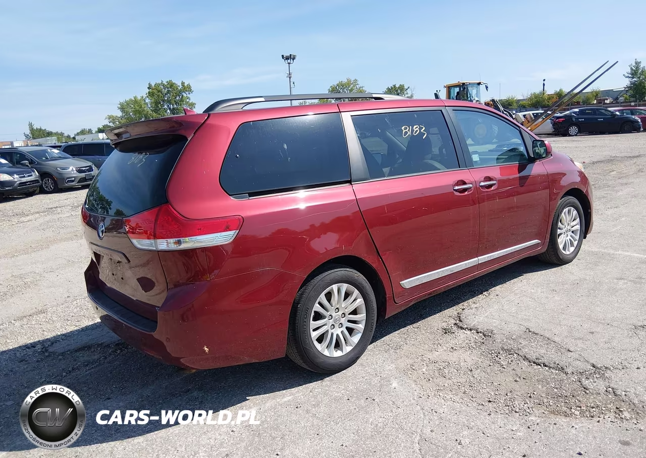2012 Toyota Sienna Xle V6 8 Passenger VIN:5TDYK3DC7CS189864 - 4