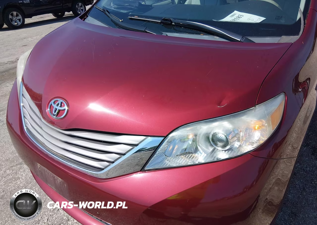 2012 Toyota Sienna Xle V6 8 Passenger VIN:5TDYK3DC7CS189864 - 6