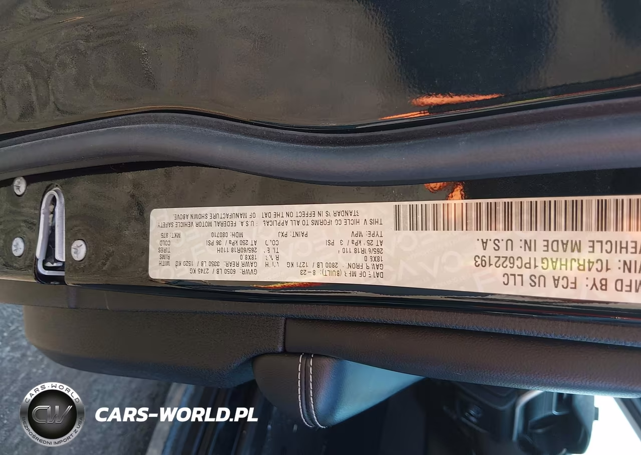 2023 Jeep Grand Cherokee Laredo 4X4 VIN:1C4RJHAG1PC622193 - 9
